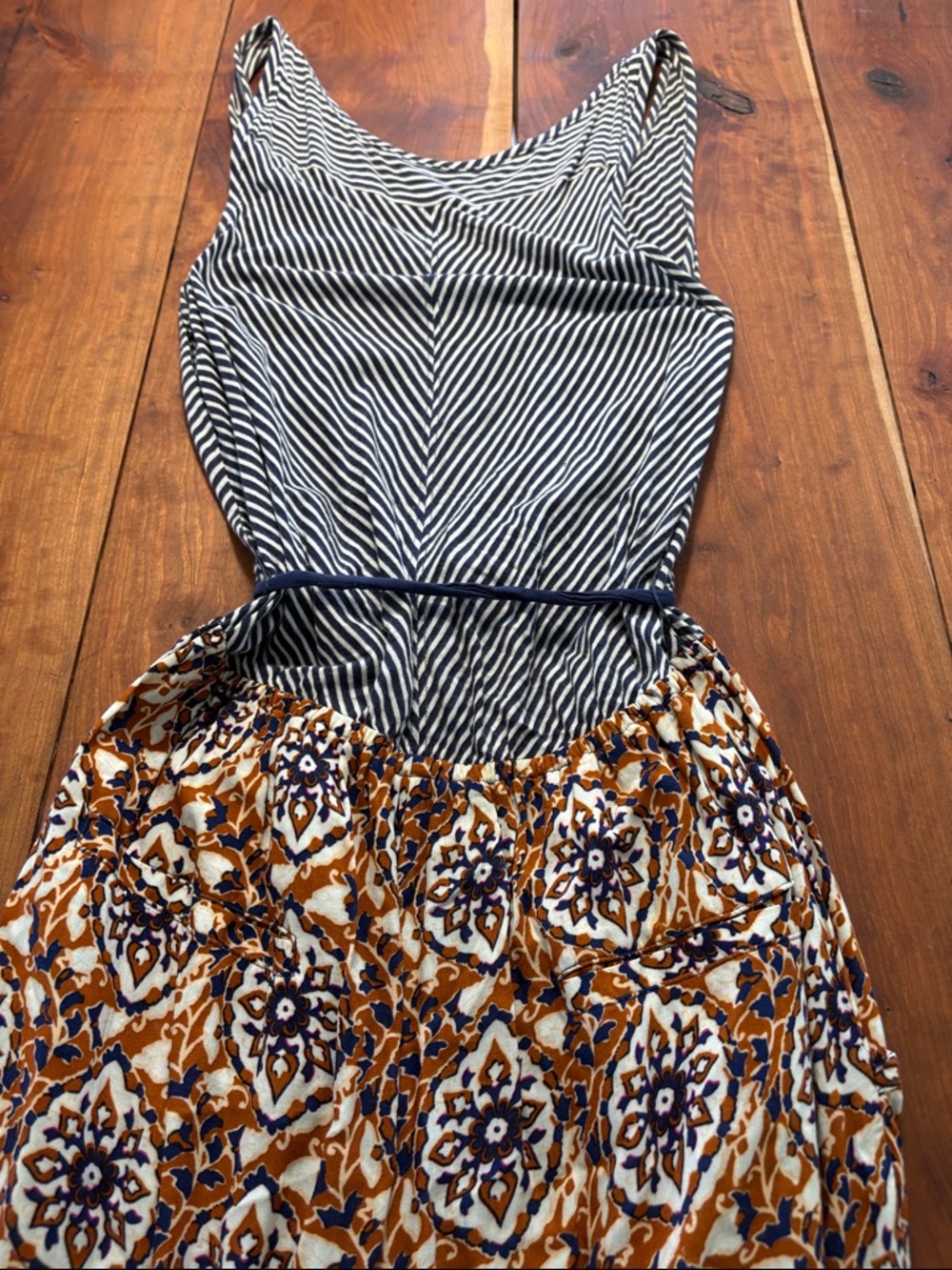 Anthropologie Lilka Striped & Print Jumpsuit Blue V-Neck Sleeveless Size Large - Picture 5 of 6